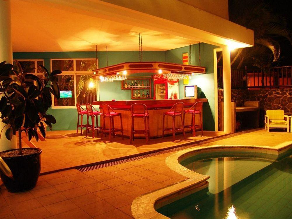 Dzama Hotel Гранд-Бэй Экстерьер фото